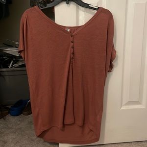 Old navy maroon top